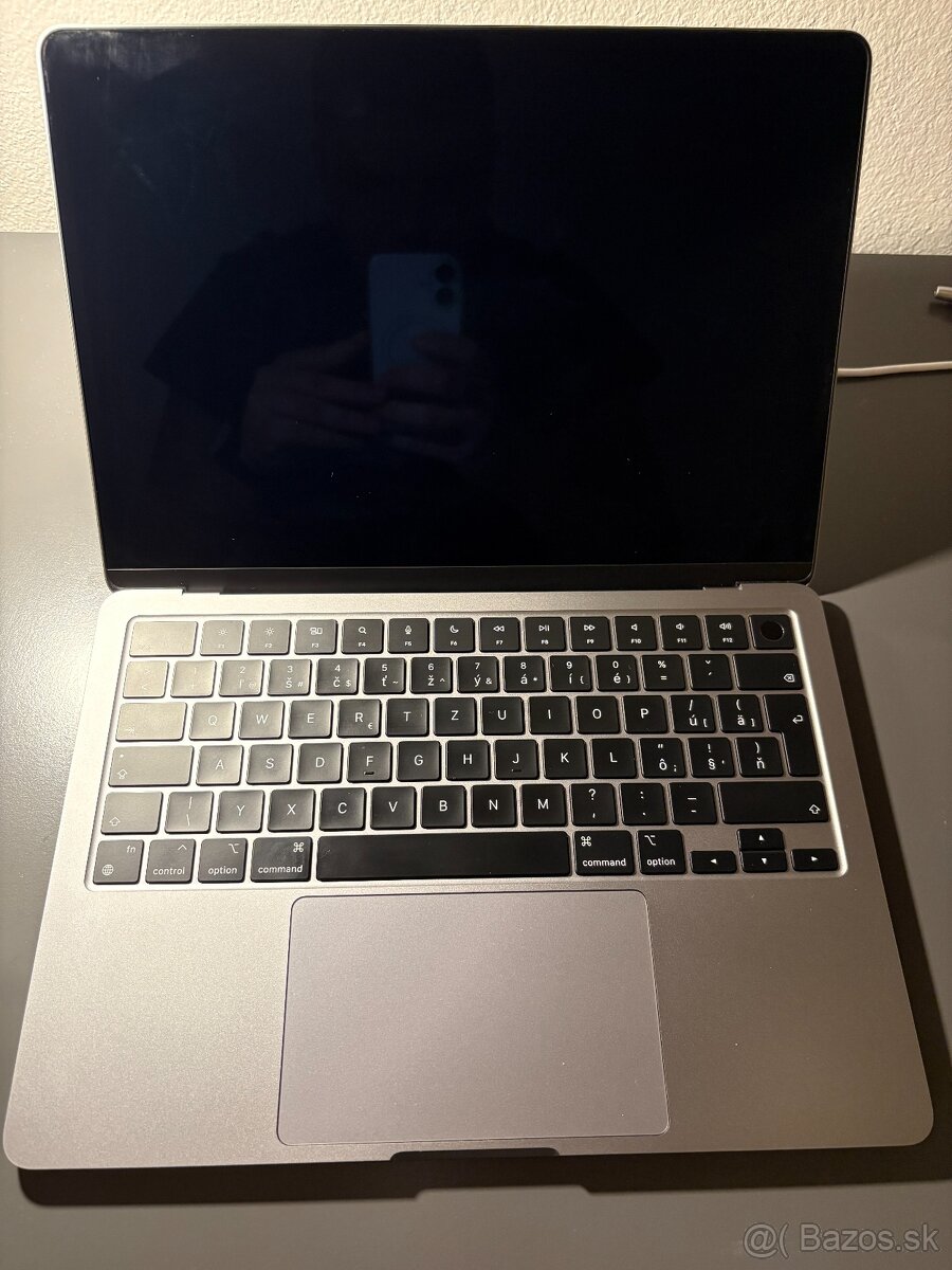 MacBook Air 13 M2 SK 2022 Vesmírne sivý RAM 16GB SSD 512GB