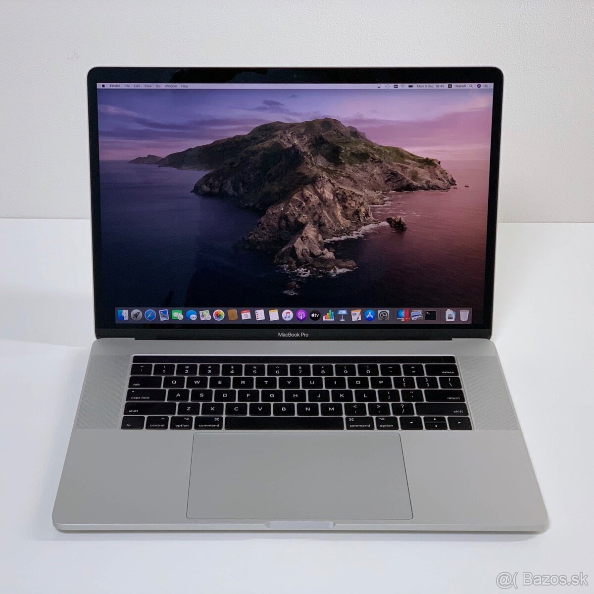 MacBook Pro 15,4