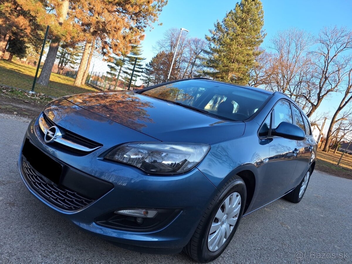 Opel Astra SportTourer 1.6CDTi Cosmo