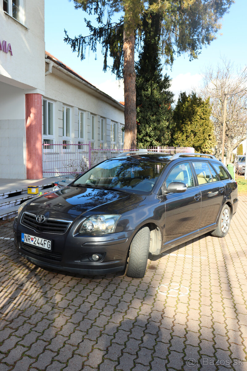 Avensis 2.0