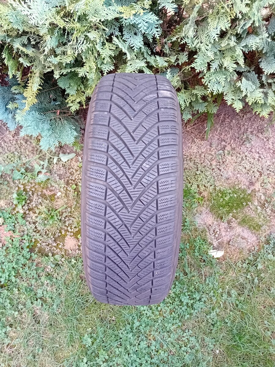 215/60 r16 Vredestein, zimné, 4ks, 8,5mm