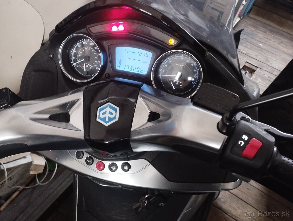 Predam piaggio X10/500