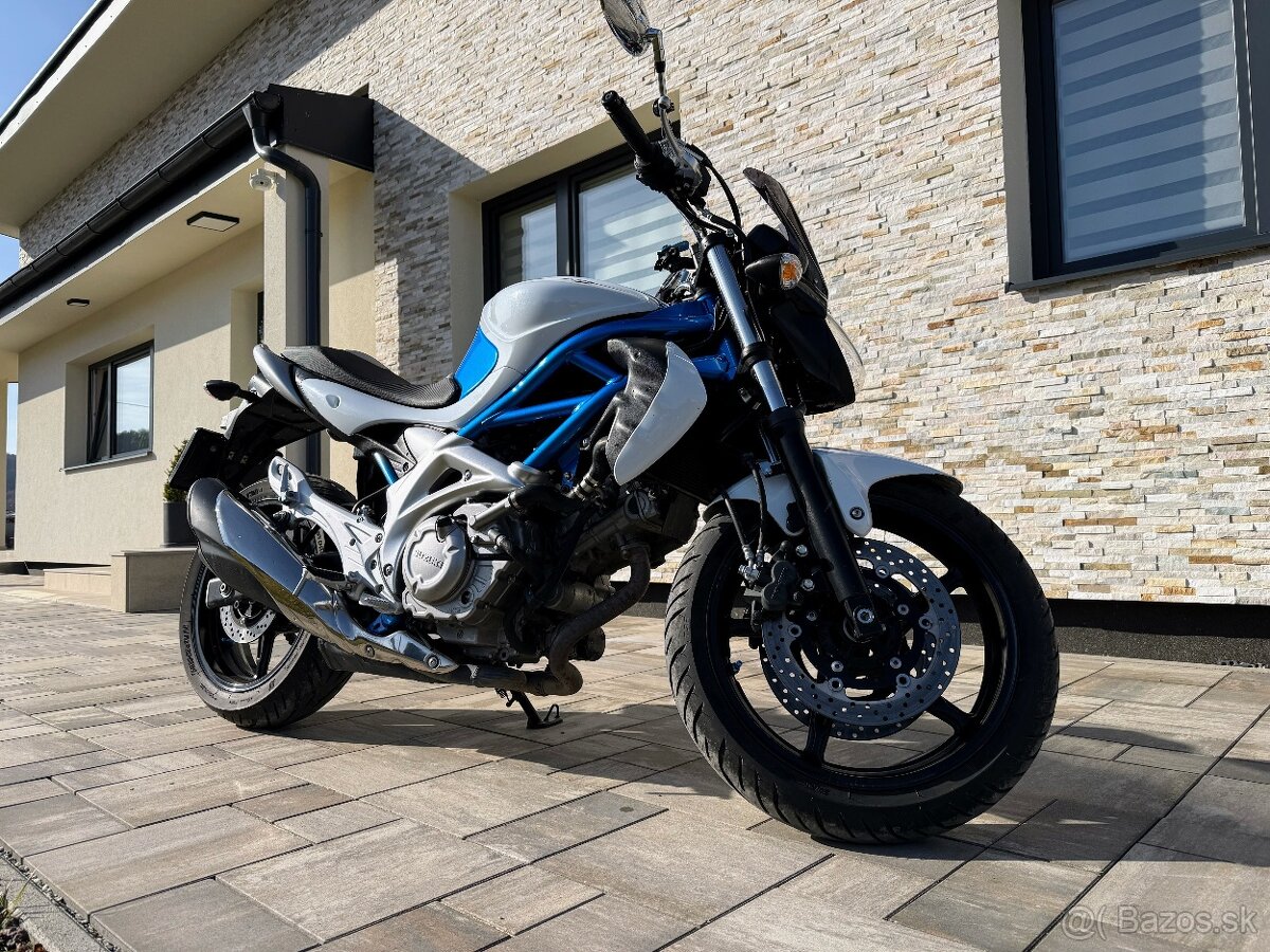 Suzuki Gladius 650