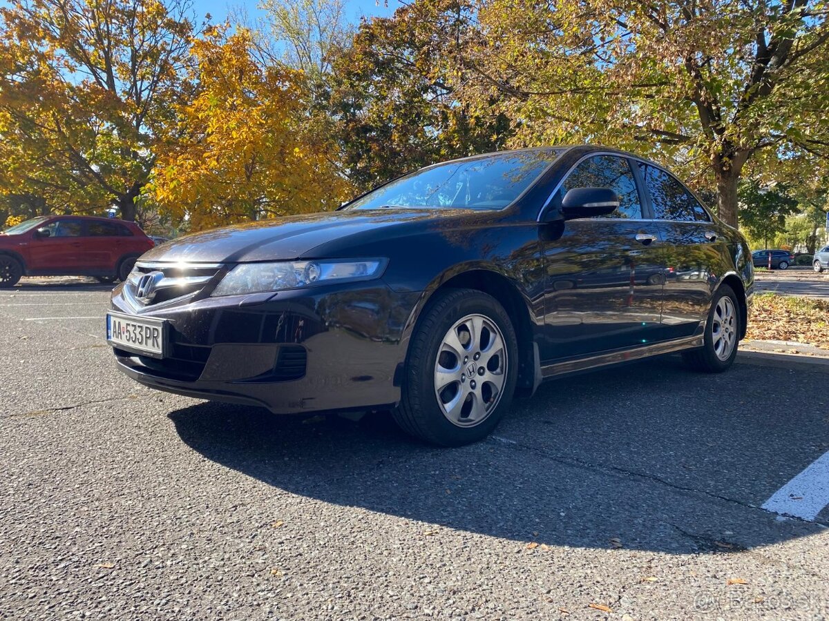 Honda Accord 2.0i