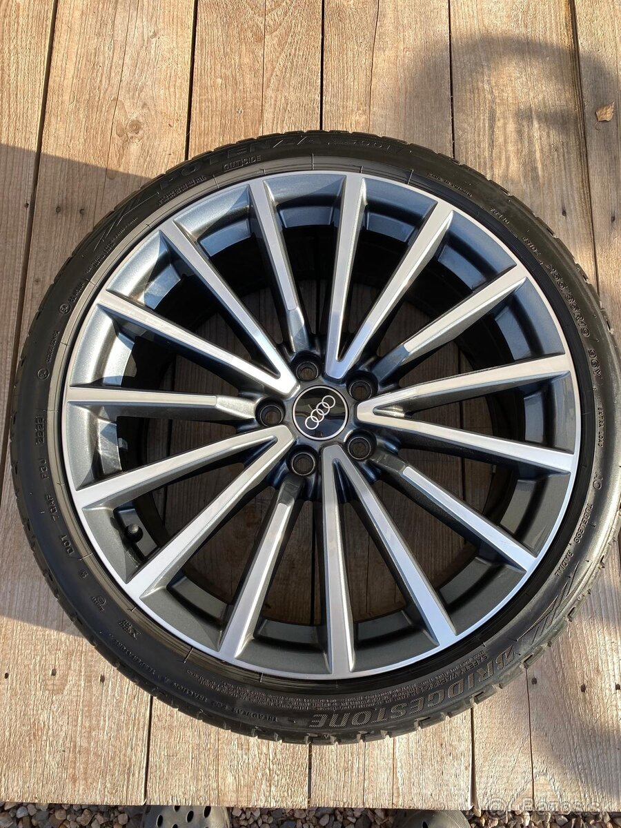 Odešlu dobírkou originál kola 19" Audi A5 S5 8W R19 5x112