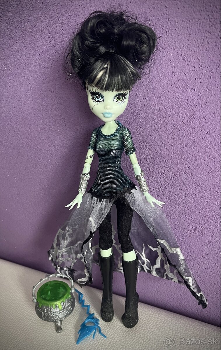 Monster High Ghouls Rule Frankie Stein