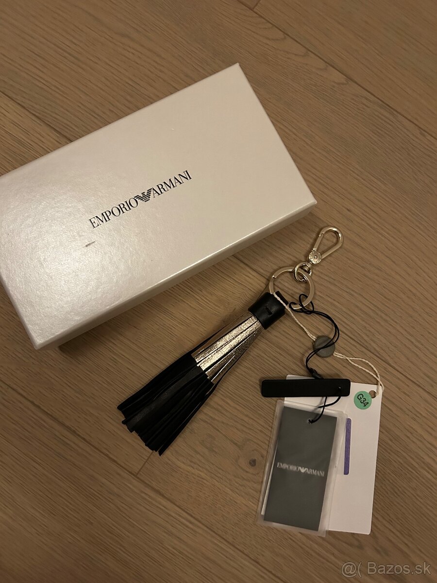 Emporio Armani kľúčenka kožená