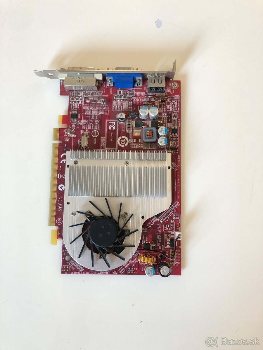 ATI Radeon 4650 1GB