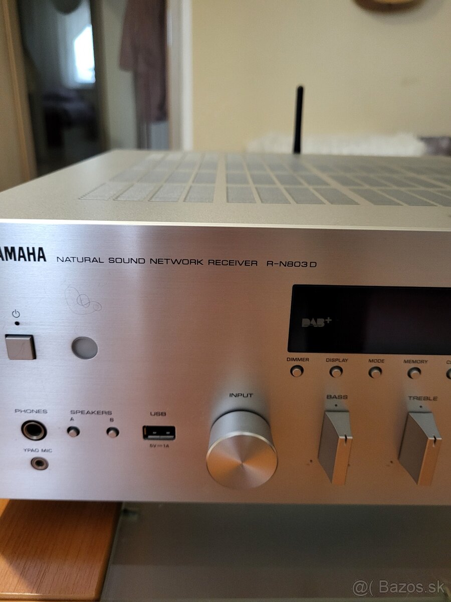 Yamaha R-N803D