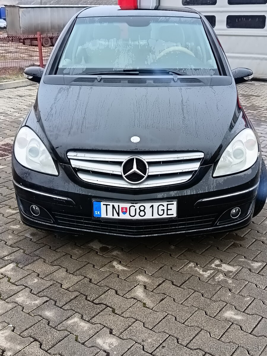 Mercedes-Benz B