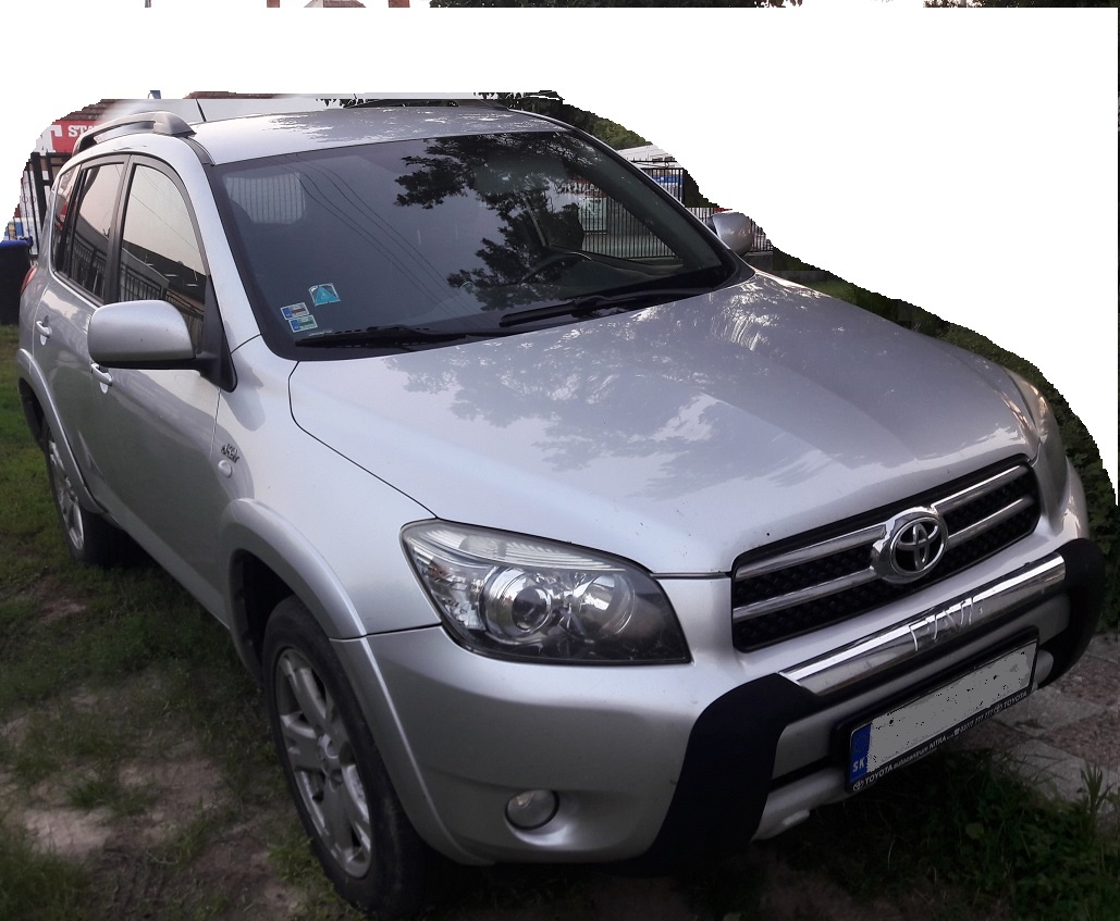 Predám havarovanú Toyotu RAV4