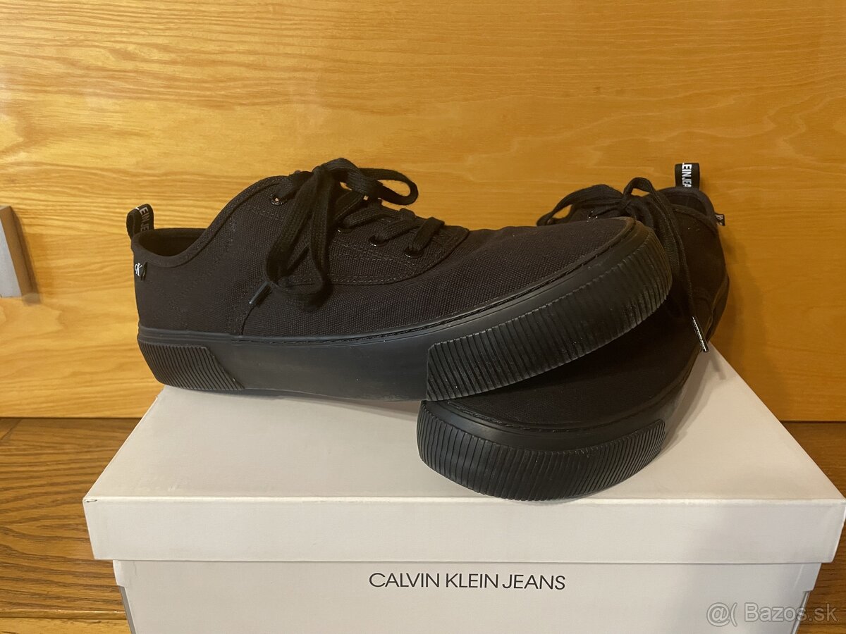 Platené tenisky Calvin Klein Jeans