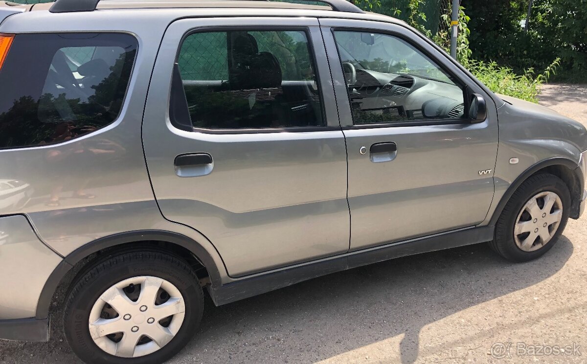 Suzuki Ignis iba 56 000km najazd