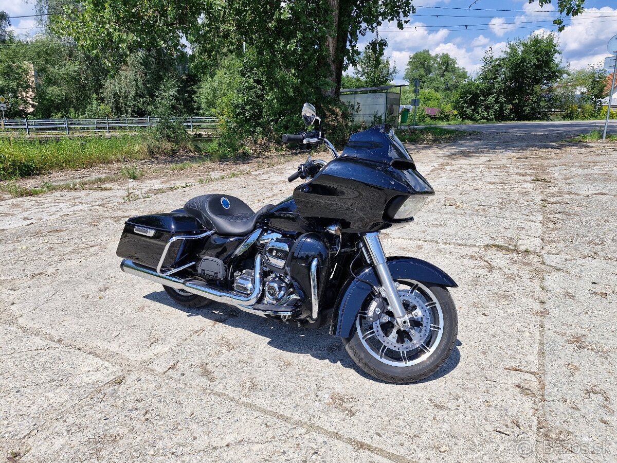 Harley davidson road glide ultra