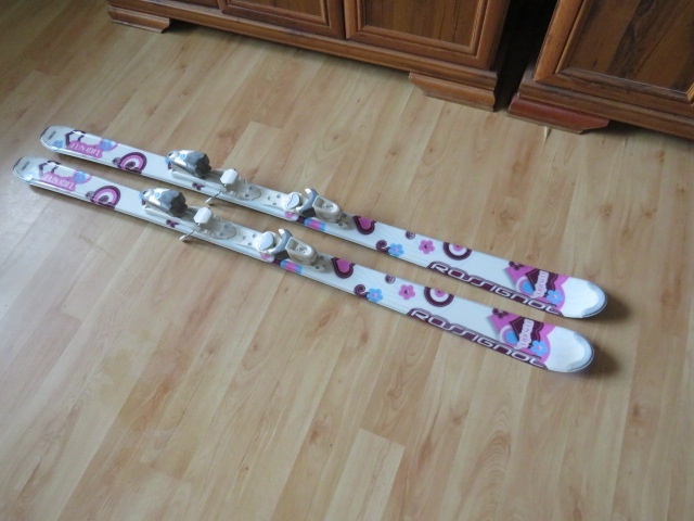 Predam NOVE lyze ROSSIGNOL Fun Girl,dlzka 150 cm