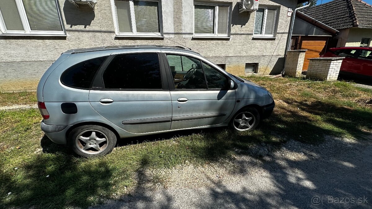 Renault scenic