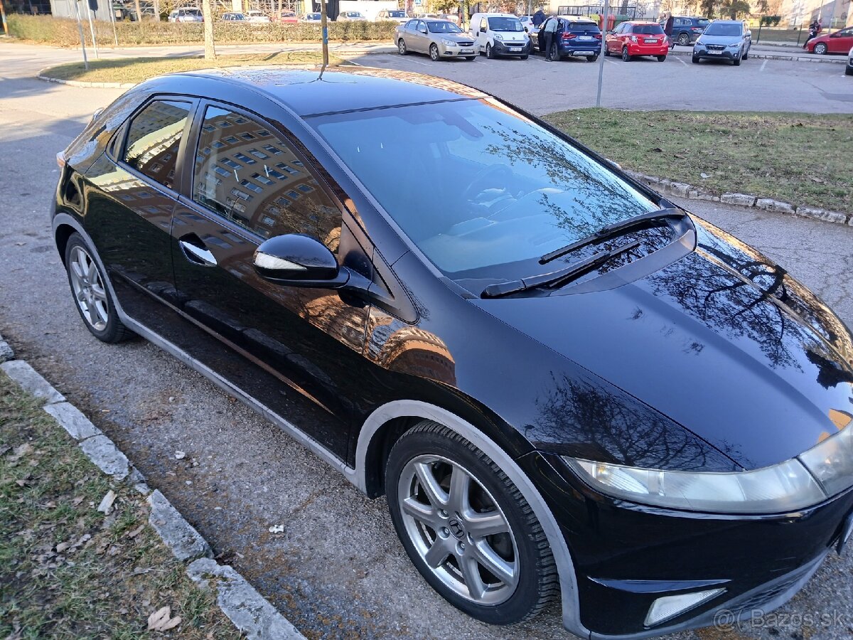 Predam Honda Civic 1.8i VTEC 103 kw