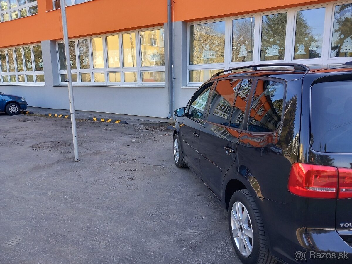 vw touran 2.0 tdi, 7.miestny, rok vyr. 2012, stk-ek -2026