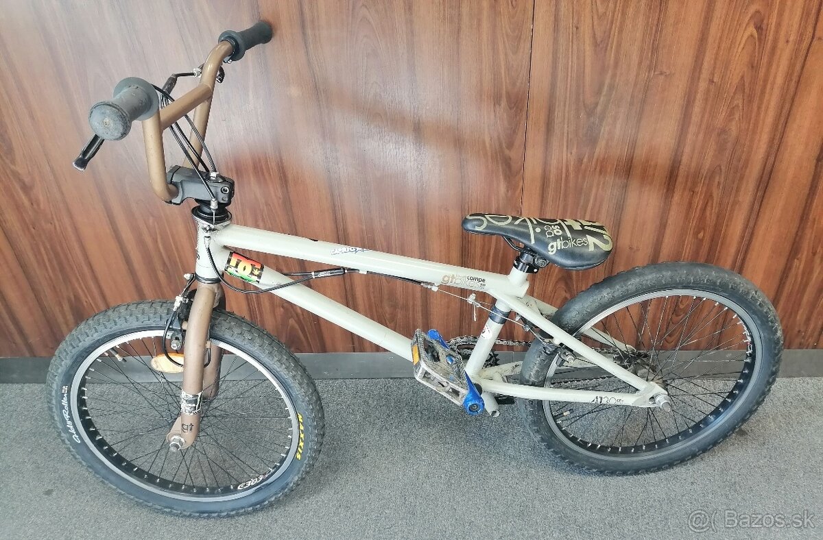 BMX BICYKEL GT