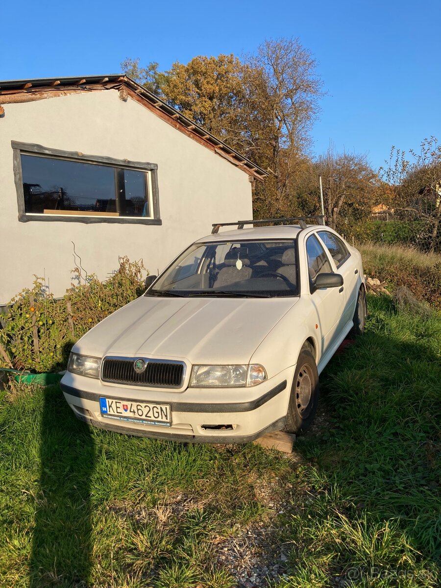 Škoda octavia 1