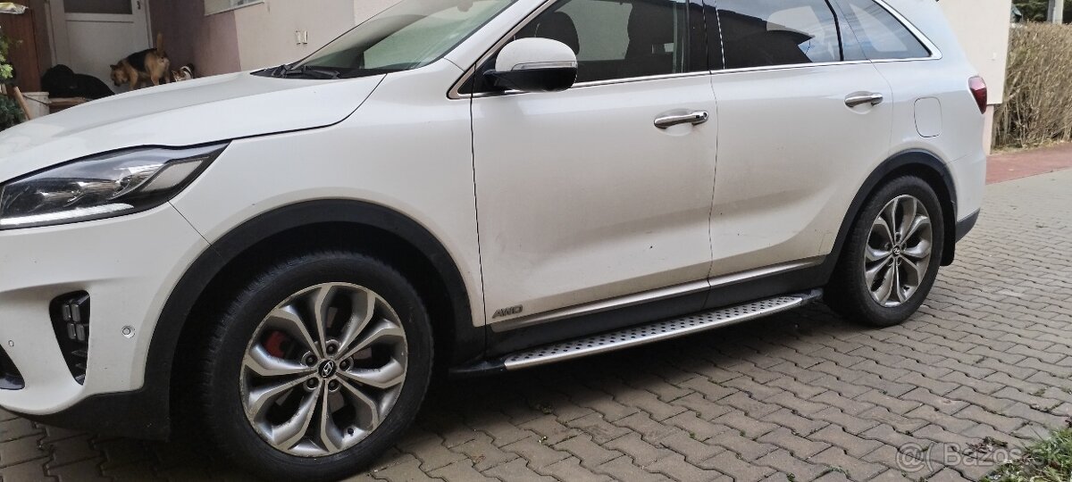 KIA Sorento GT line 147 kw/ 8 st automat  4x4