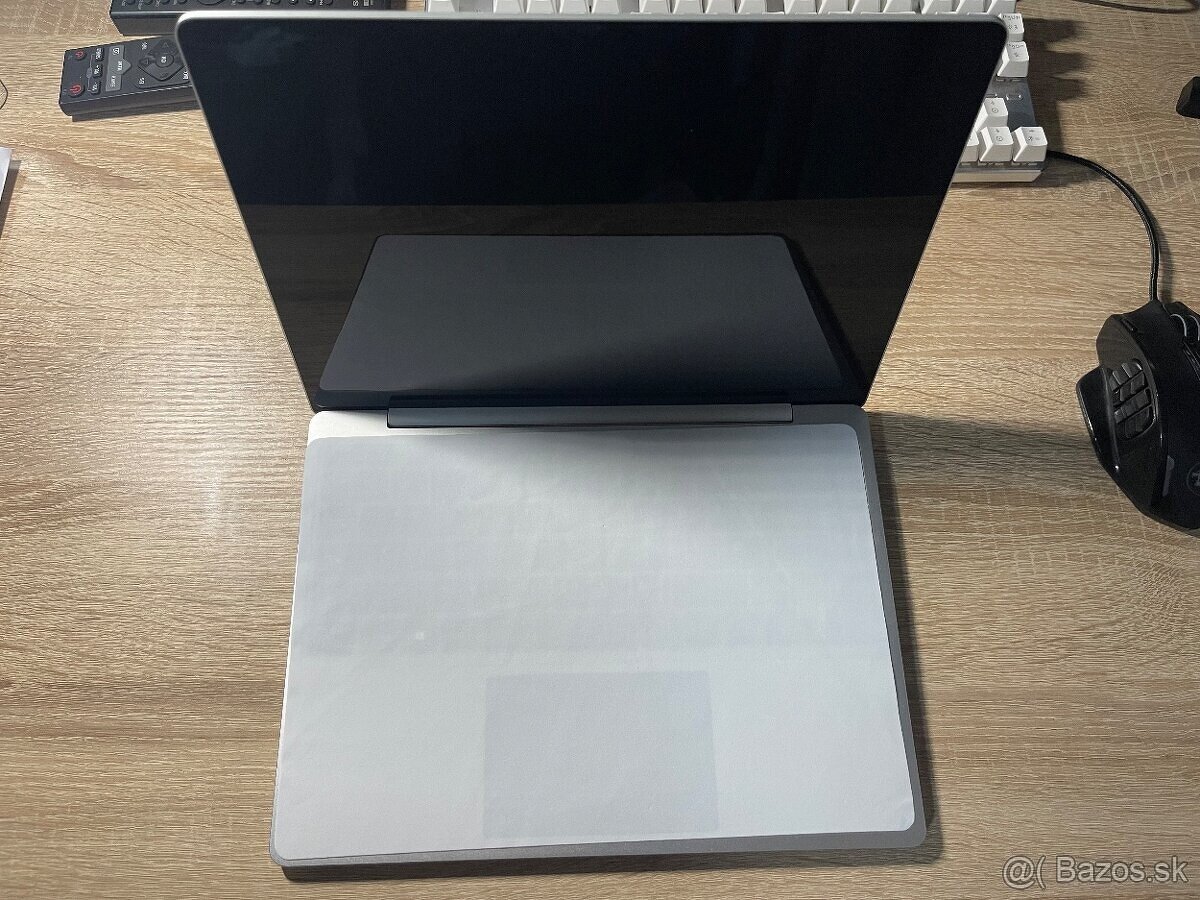 Predám Microsoft Surface Laptop Go