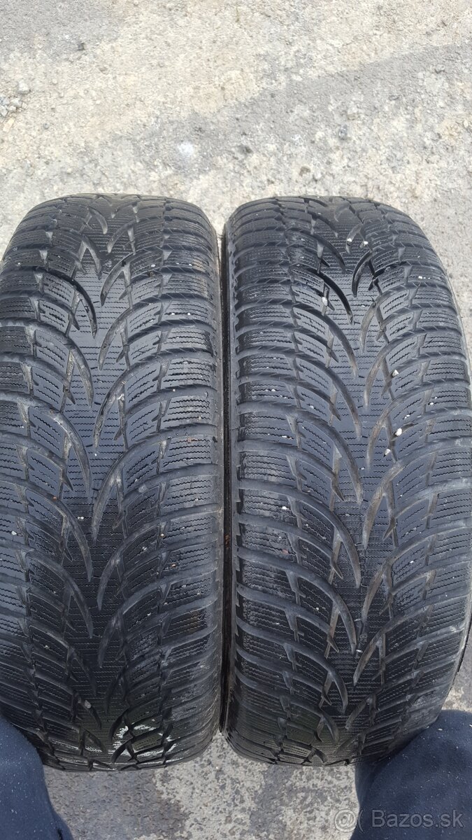 Zimne 205/60R16