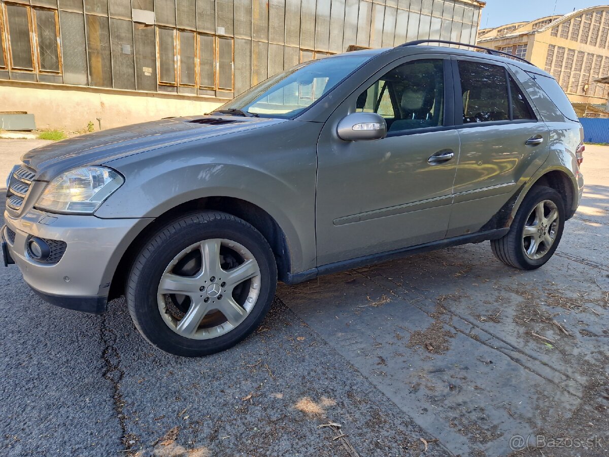 Predám Mercedes-Benz ML 320CDI r.v.2006