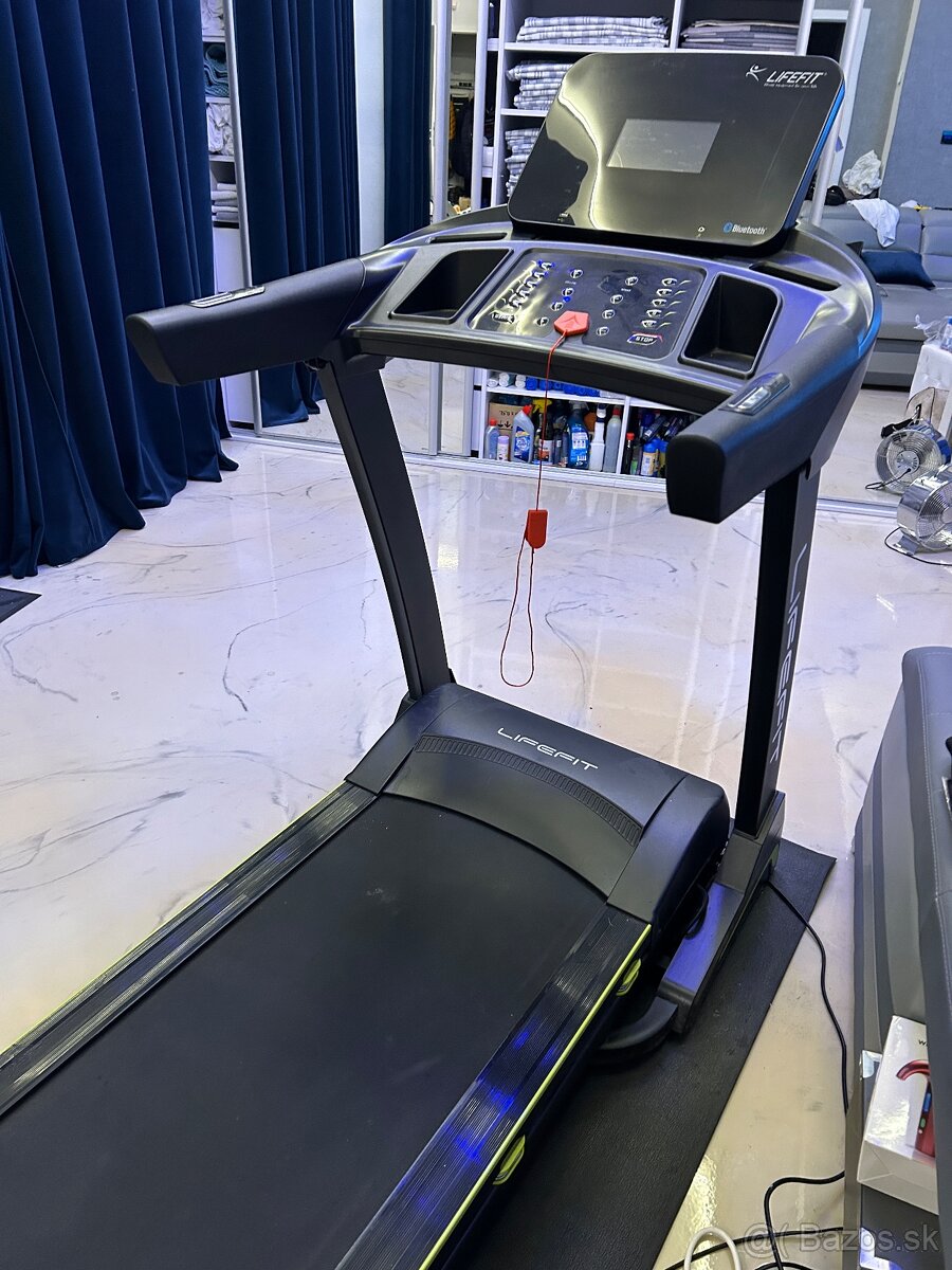 Bežecký pás Lifefit TM7100