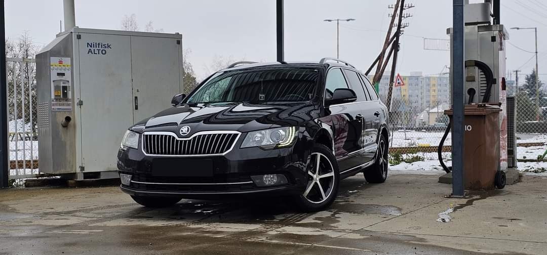 Škoda superb II