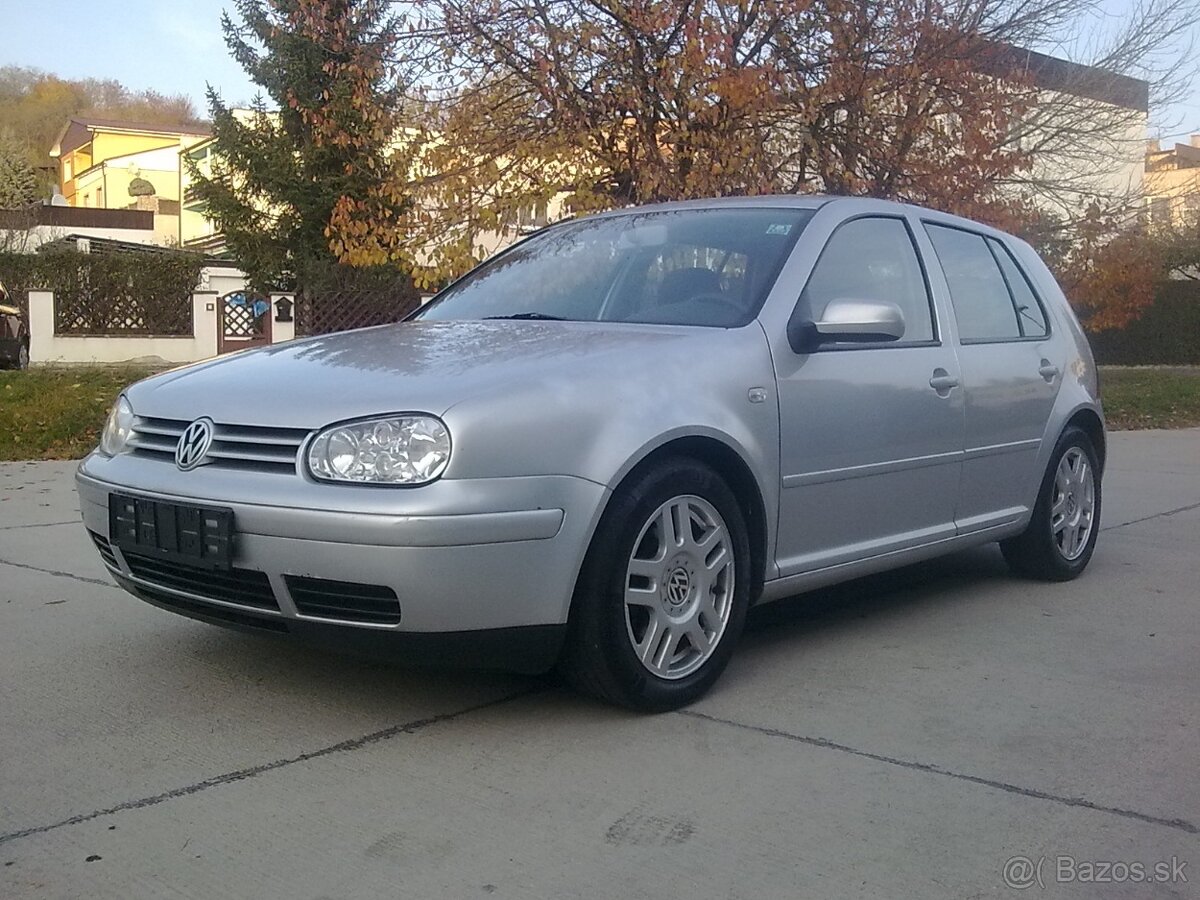 VW Golf IV 1,9 TDI 90k r. 2002, v maximálne zachovalom stave