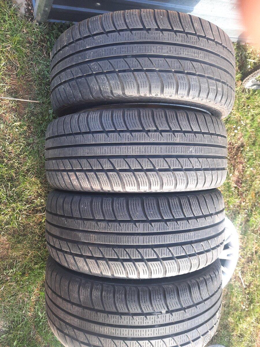 zimne 235/40  r18