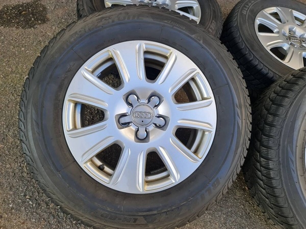 zimní Alu kola disky 8U0601025Q Q3 Tiguan r16"