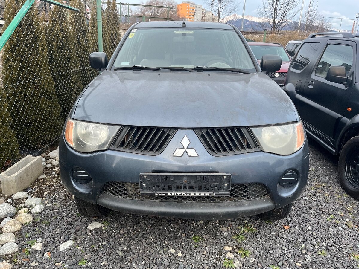 Mitsubishi L 200 L200 2.5 DI-D Double Cab Invite