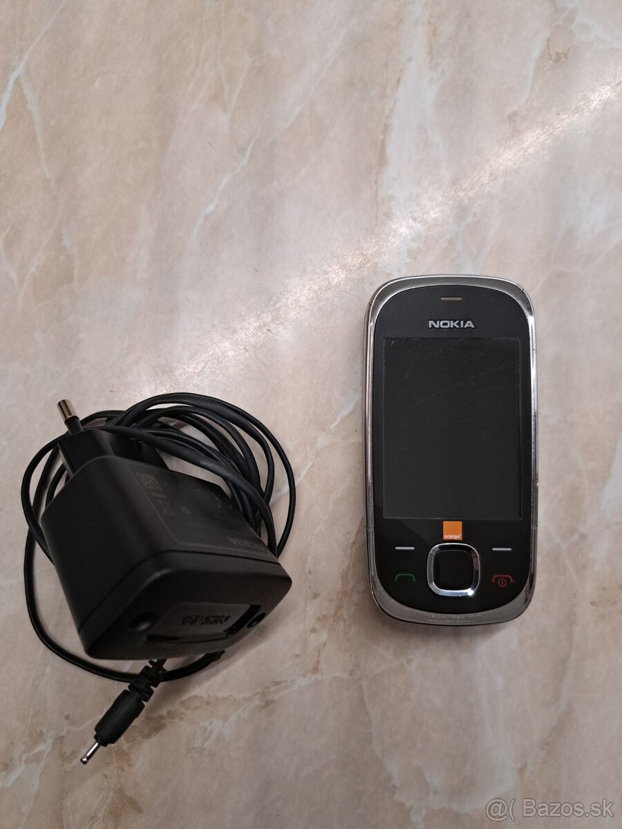 Mobily Nokia 7230 a Nokia 108