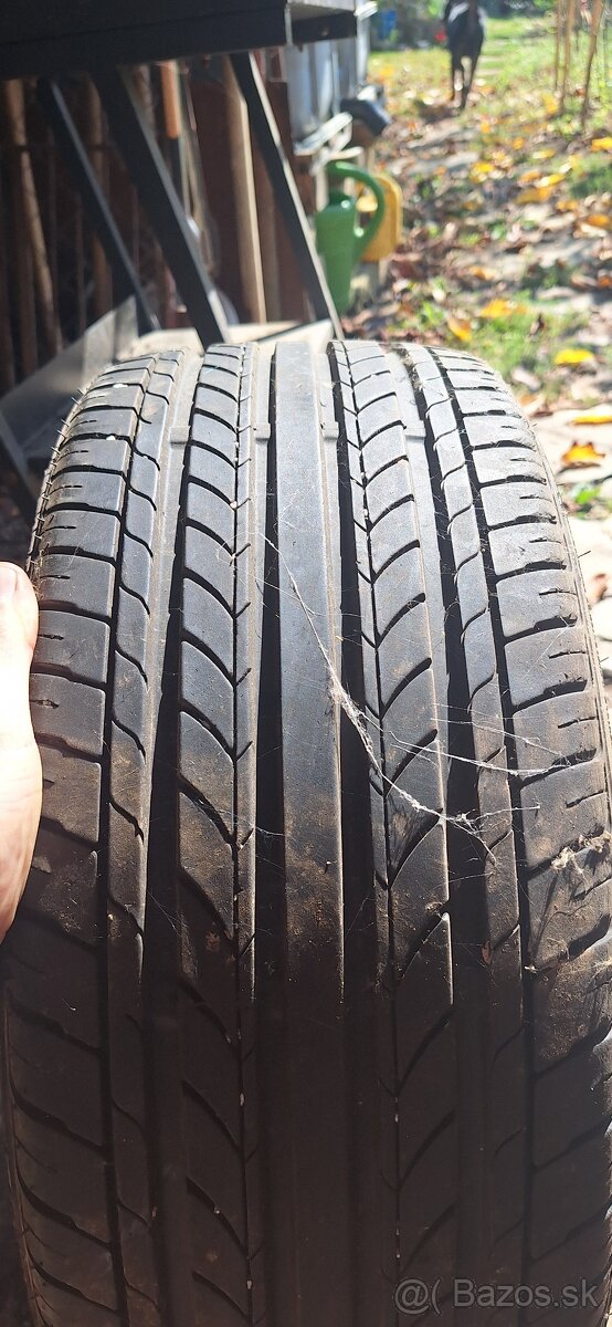 205/40 r16