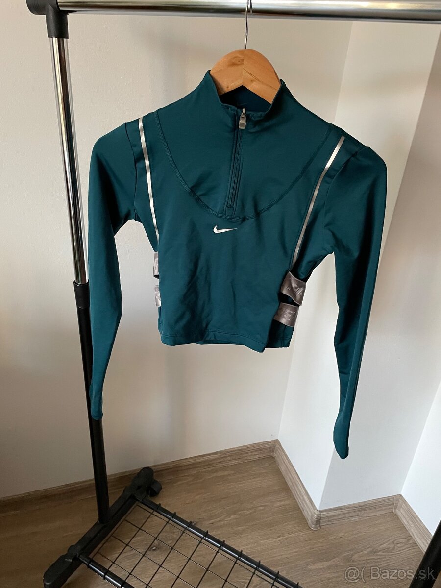 Športový top Nike