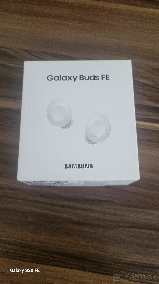 Bluetooth samsung buds FE - nové