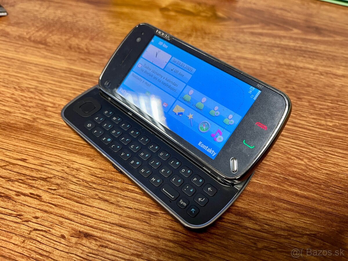 Nokia N97 - 1 RM-505 s qwerty klavesnicou