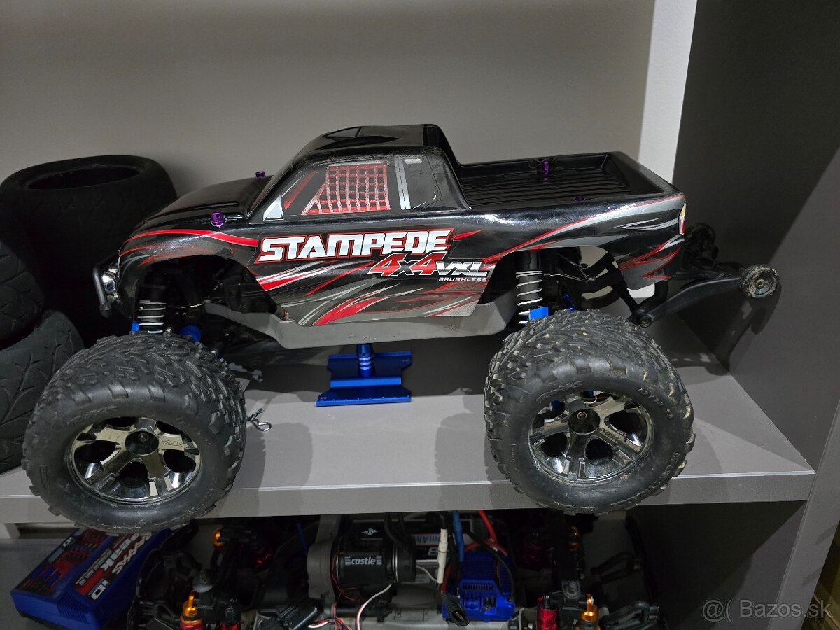 Traxxas stampede 4x4 vxl tgi 1/8