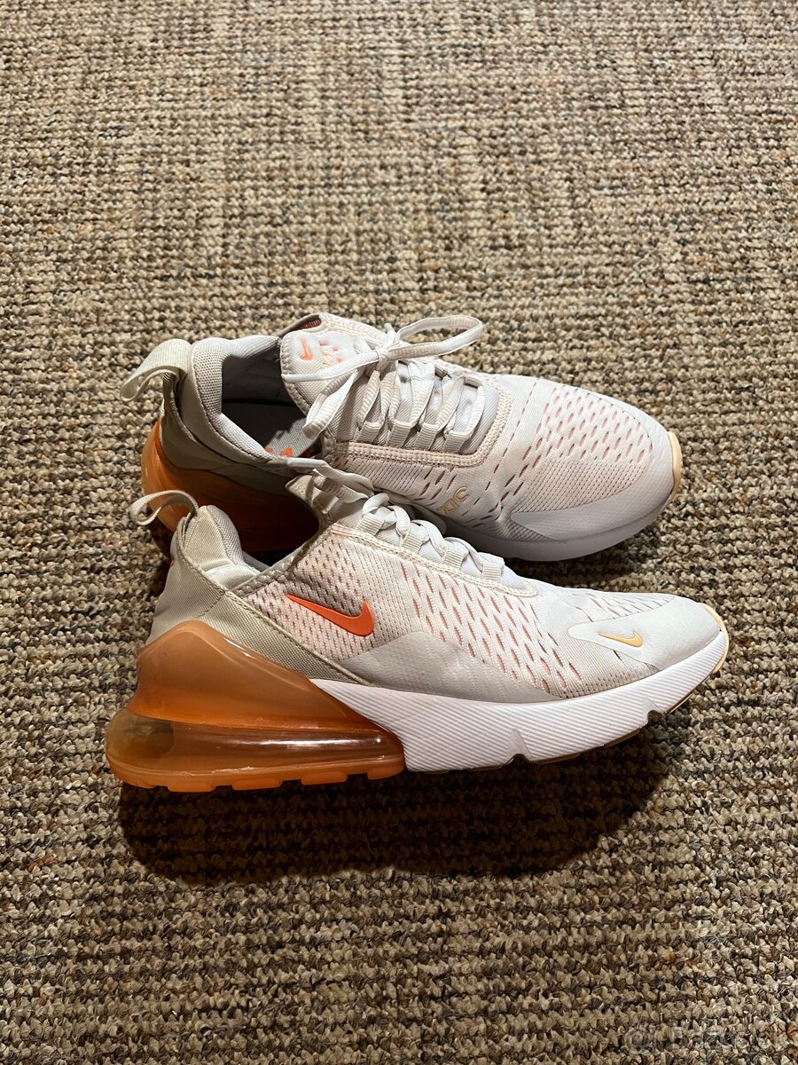 Nike Air Max 270