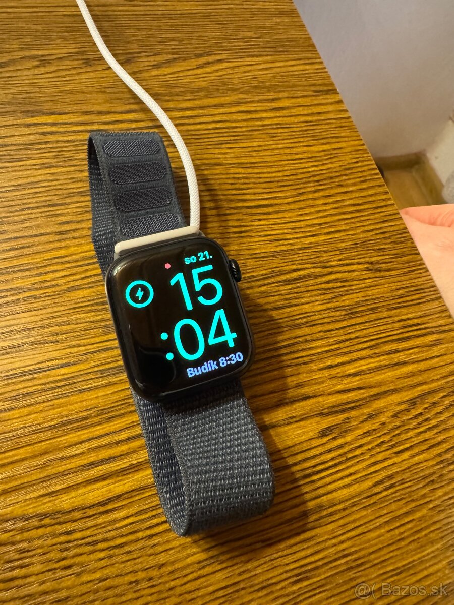 Apple Watch 9  45mm