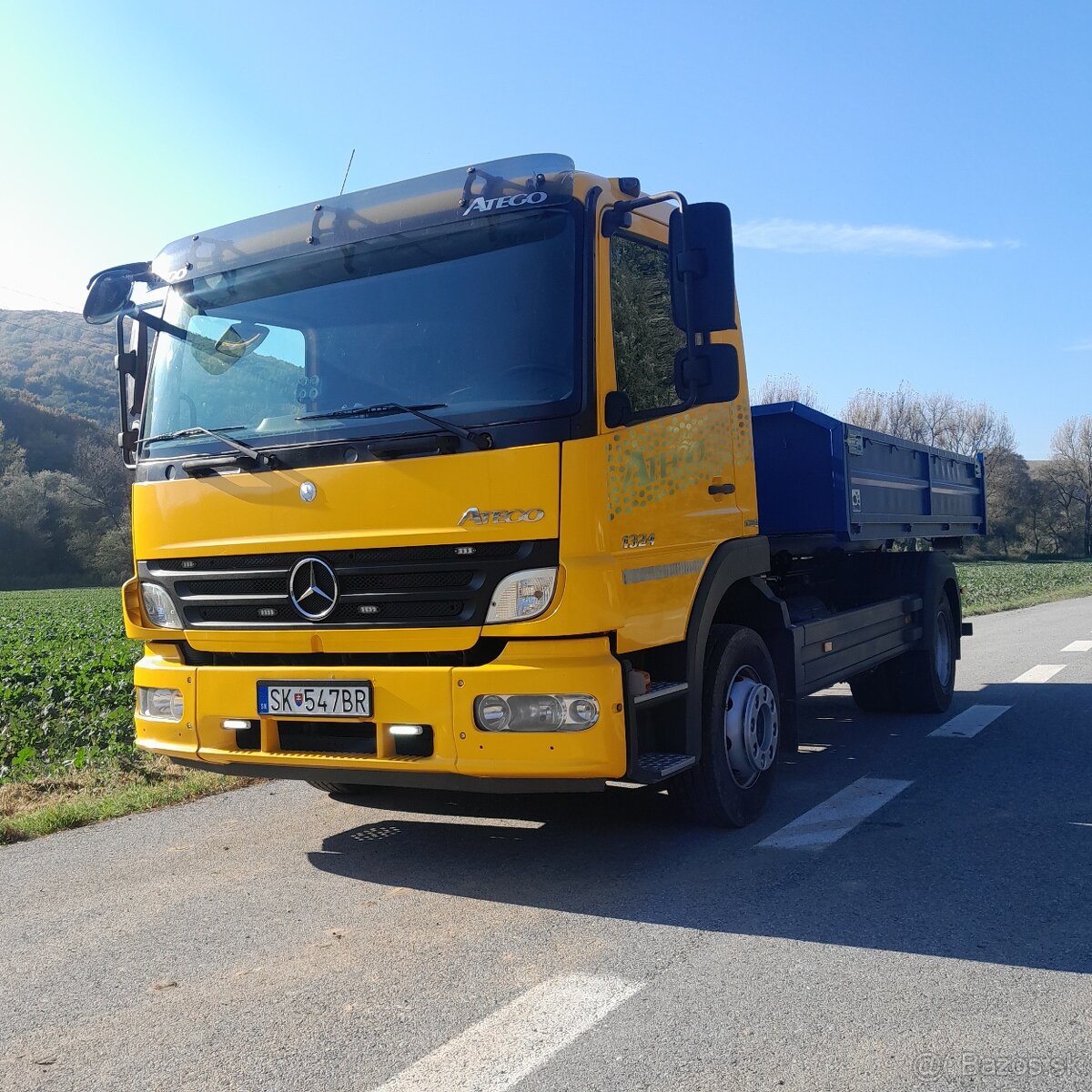 Predám Mercedes-Benz Atego 1324, hákový nosič