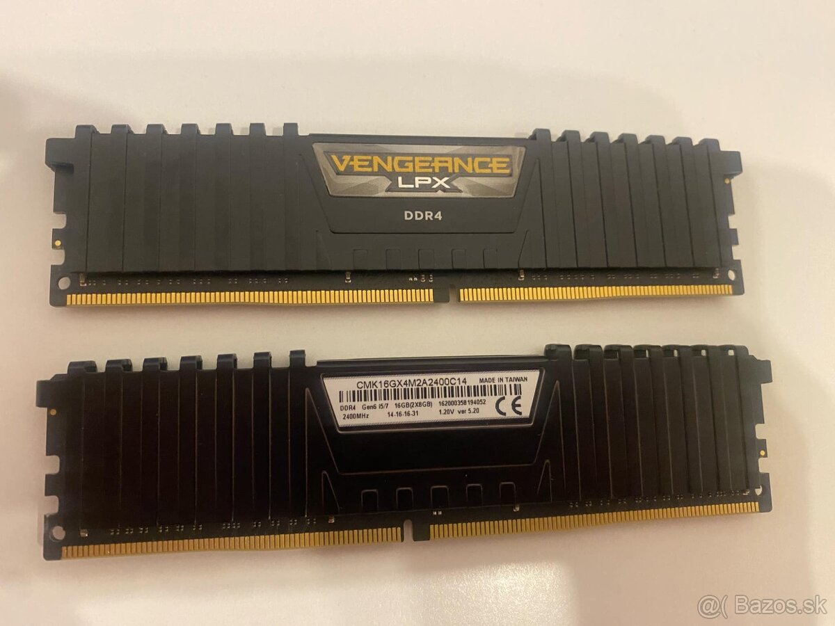 DDR4 2x8GB