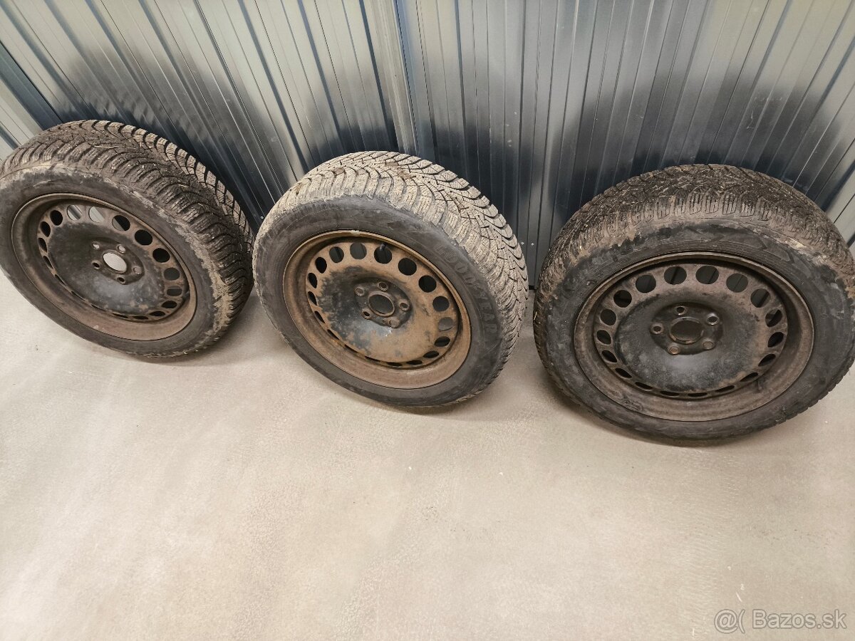 Predám zimne pneu 205/55 R16 a disky 5x112 R16