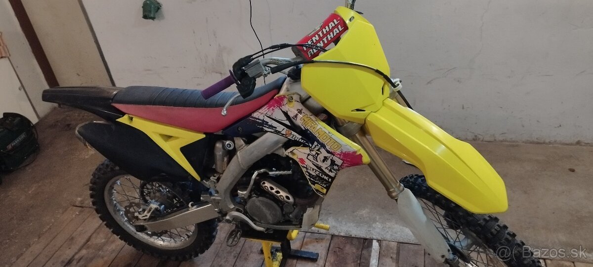 suzuki rm-z 250