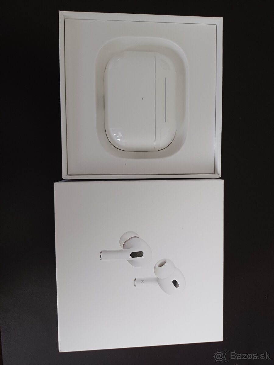 Apple AirPods Pro (2. generácie) s MagSafe puzdrom (USB-C)