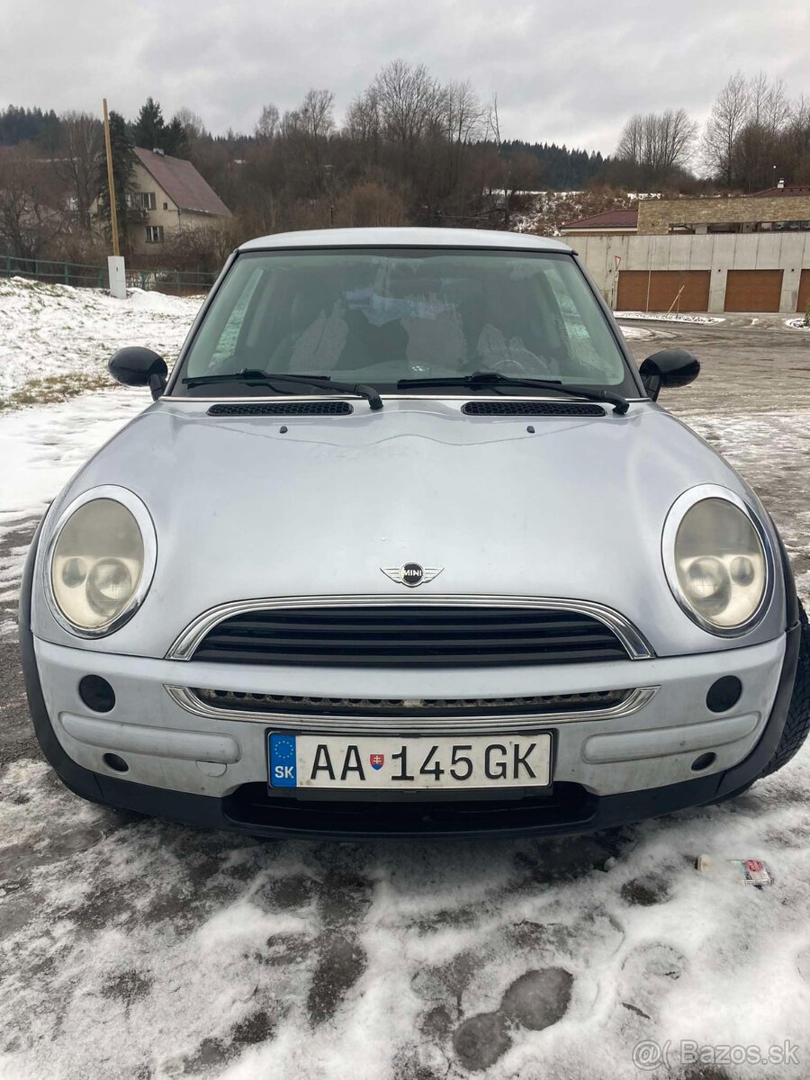 Mini cooper 1.6 85kw 2005 Rozpredam na diely