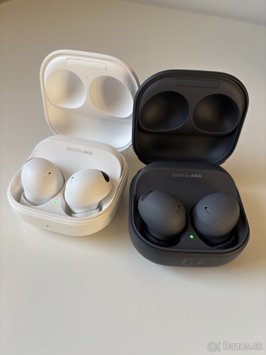 Samsung Galaxy Buds 2 Pro, čierne & biele