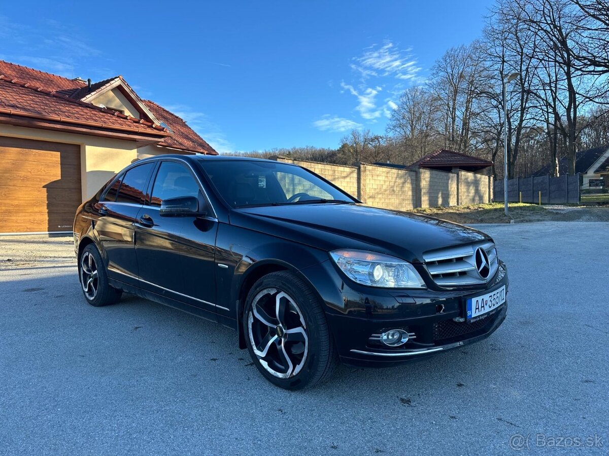 Mercedes C 200  Cdi kupeny na Sk-125 000km